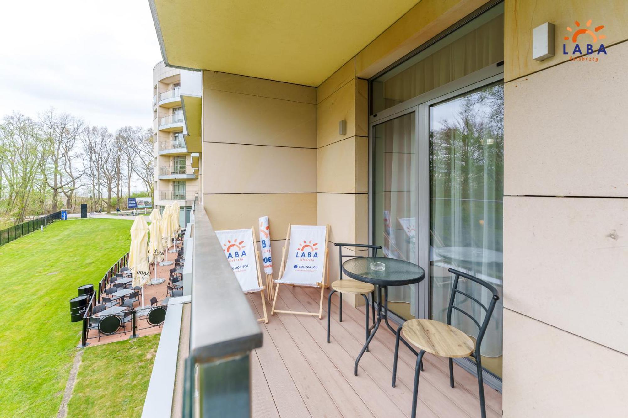 Laba Kolobrzeg Apartamenty Diune Z Parkingiem Exterior photo